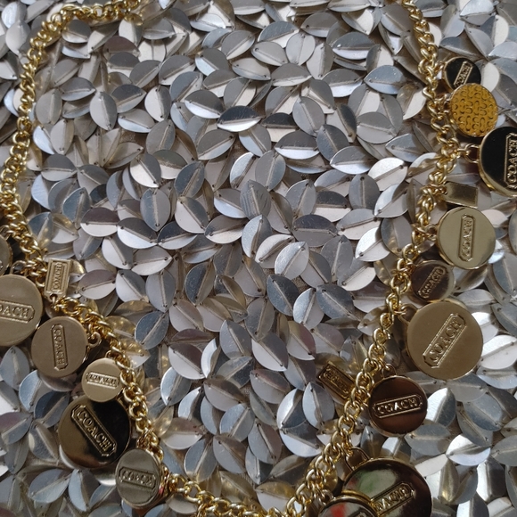 COACH MEDALLION CHARM STATEMENT NECKLACE NEW - Picture 5 of 7
